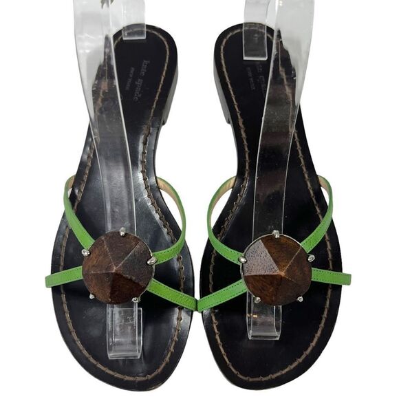 Kate Spade Green Leather Flat Sandals with wooden center ornament. - Picture 1 of 11